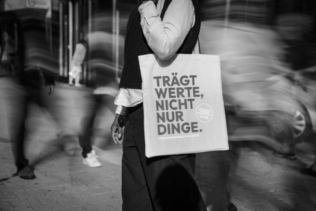 ZvO Beutel schwarz weiß
